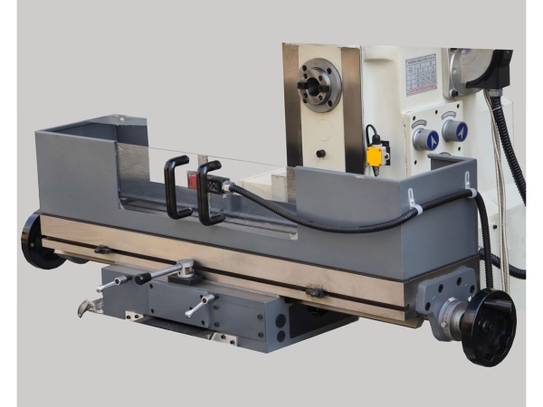 Dettagli fresatrice Carrera 600