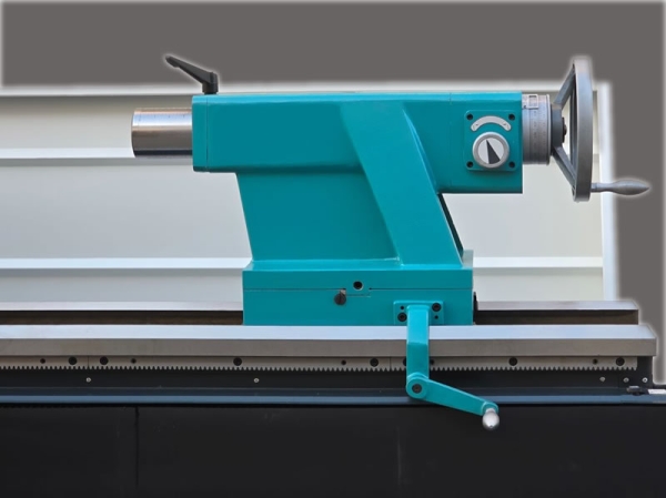 Tornio a controllo numerico